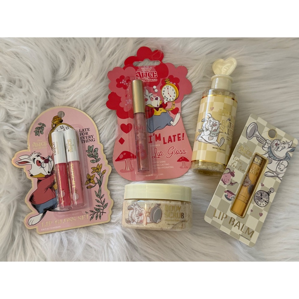 Disney Alice in Wonderland White Rabbit 5pc Beauty Set Lip Gloss Bath Salt Scrub